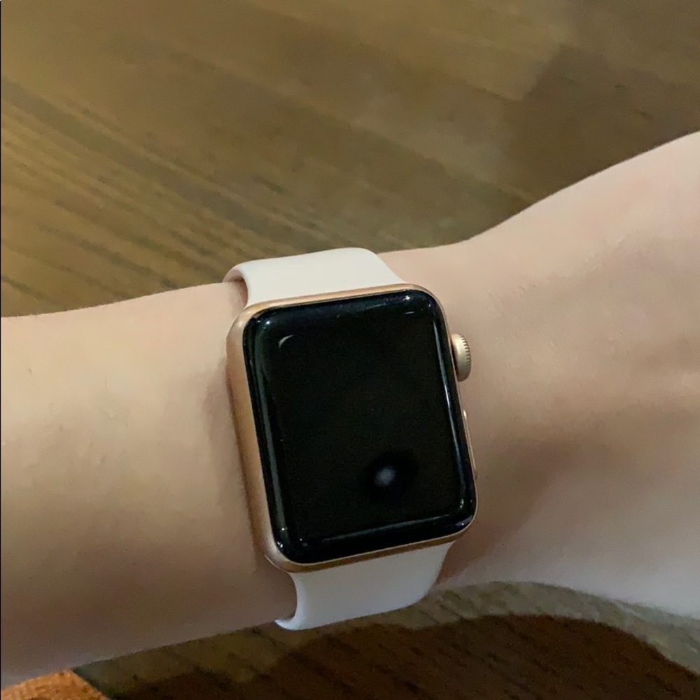 Series 3 Apple Watch 38mm AT&T
